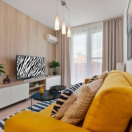 Апартаменты Lam Safari - Balcony - Ac - Free Parking Братислава Экстерьер фото