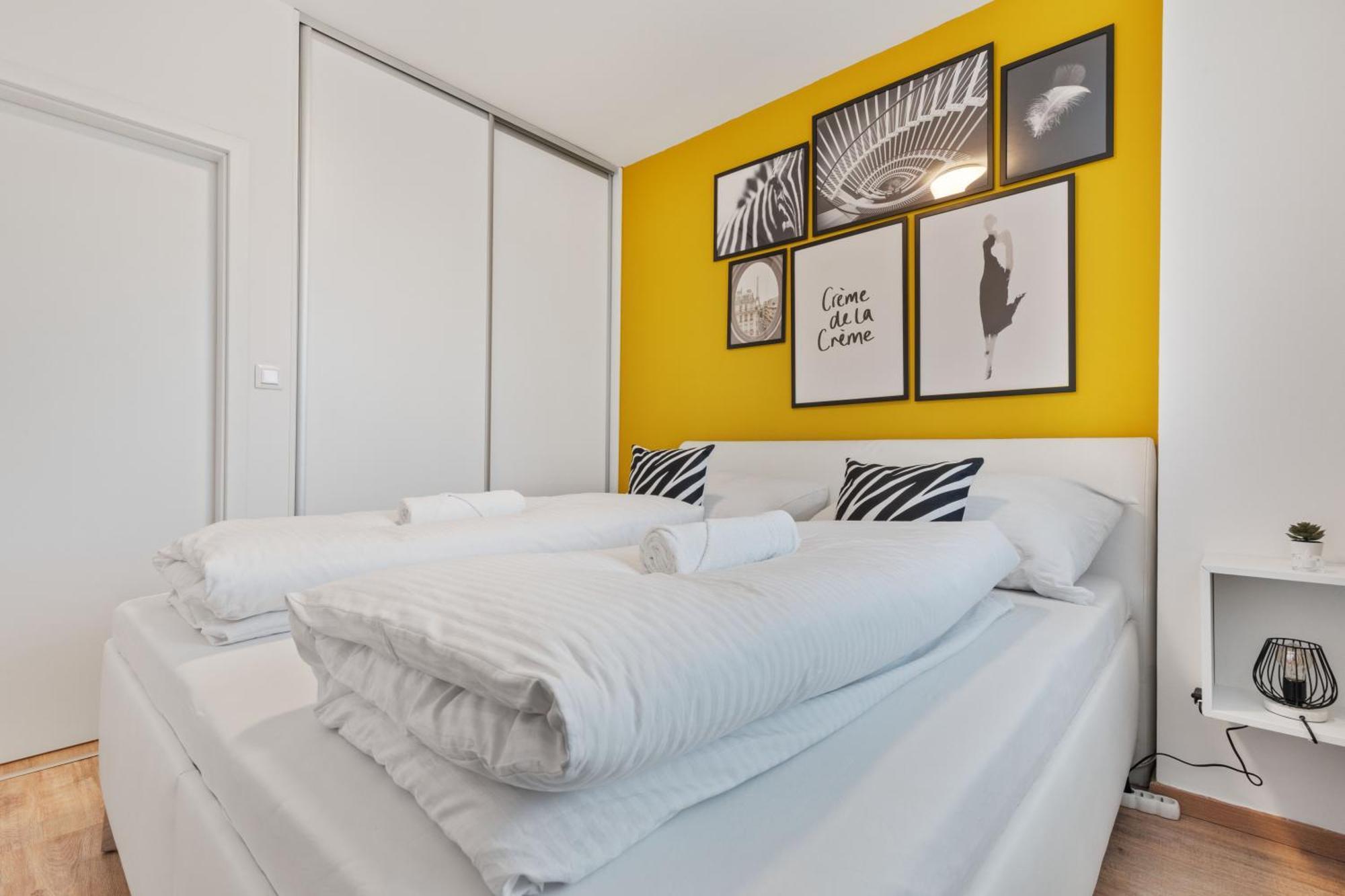 Апартаменты Lam Safari - Balcony - Ac - Free Parking Братислава Экстерьер фото