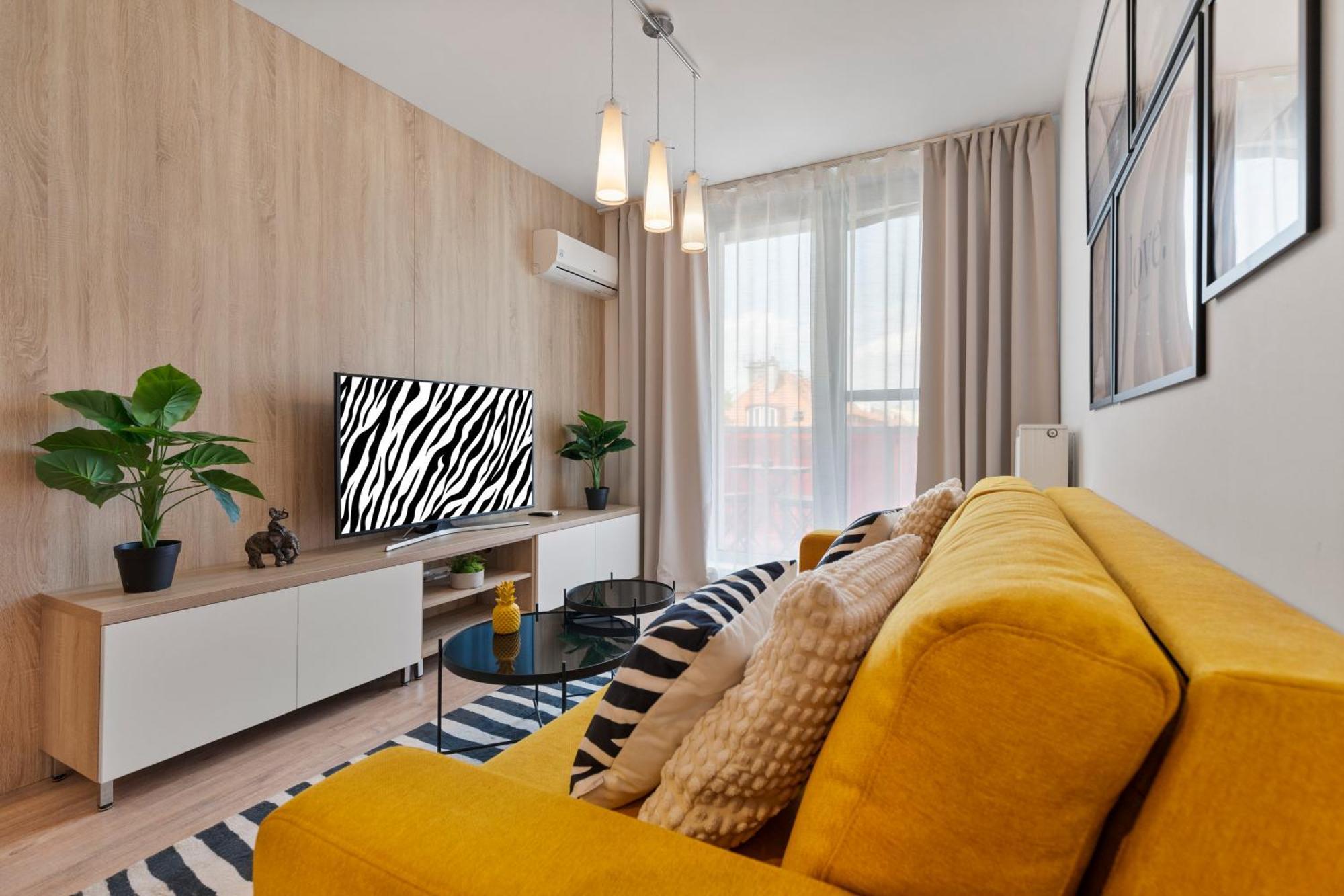 Апартаменты Lam Safari - Balcony - Ac - Free Parking Братислава Экстерьер фото